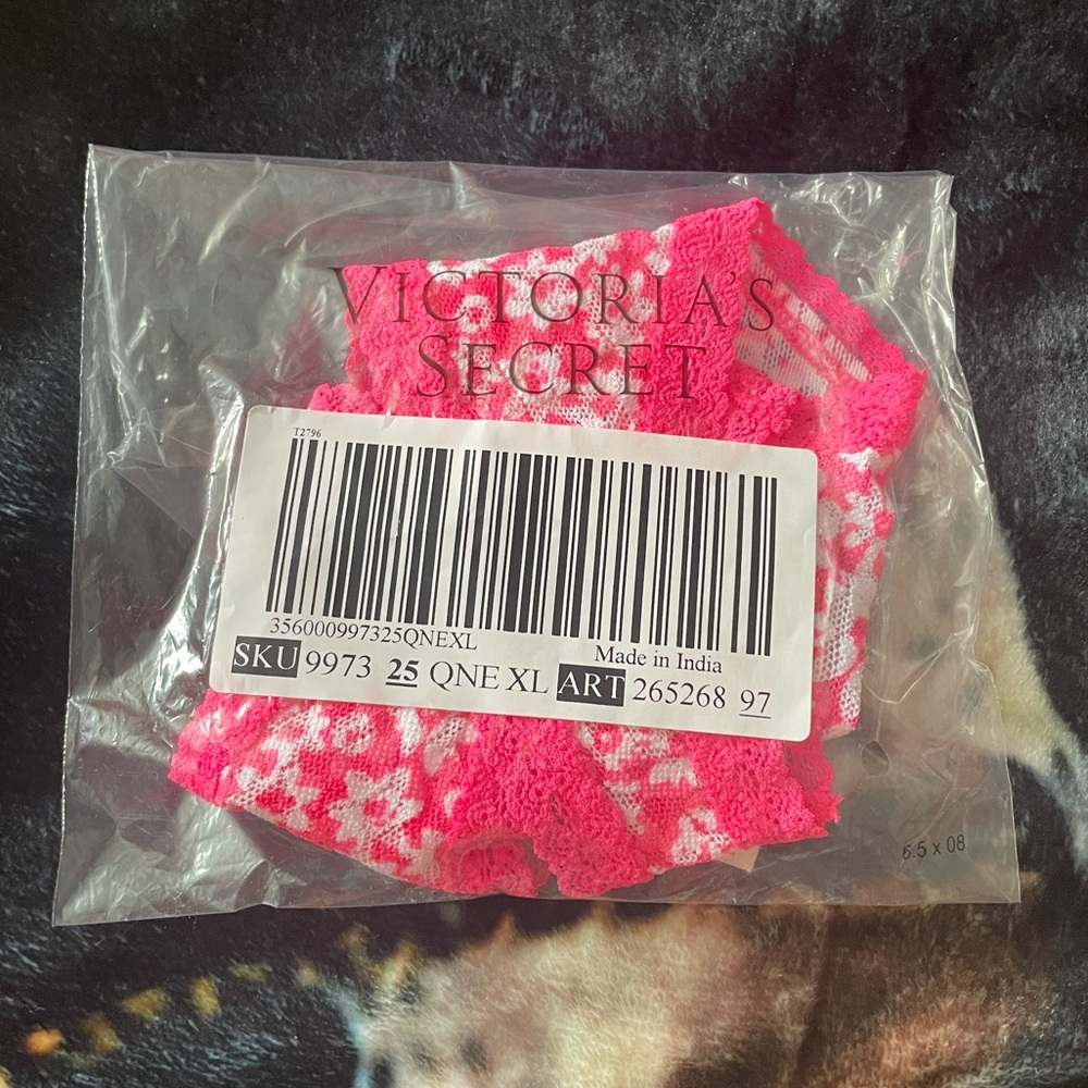 NWT Victoria Secret Thong